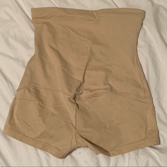 Maidenform Nude Shapewear - Picture 2 of 3